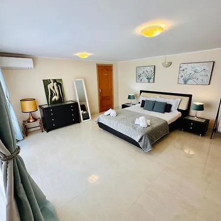 فيلة Casa Sofia *